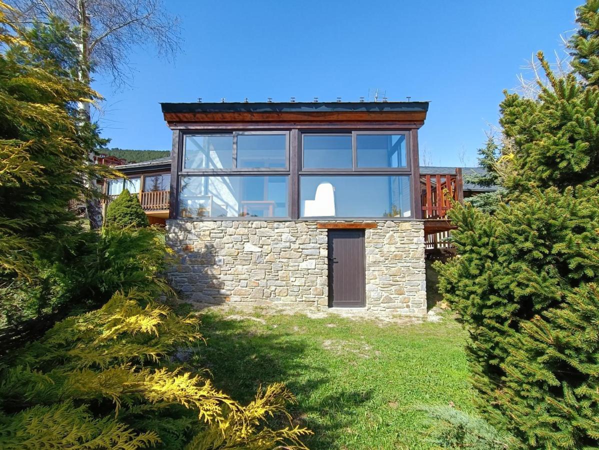 Chalet Pres Des Pistes Avec Vue Panoramique Les Angles  Exteriér fotografie